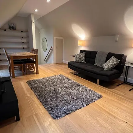 New 1Bd Contemporary Flat Upper Dunblane Apartment Exterior photo