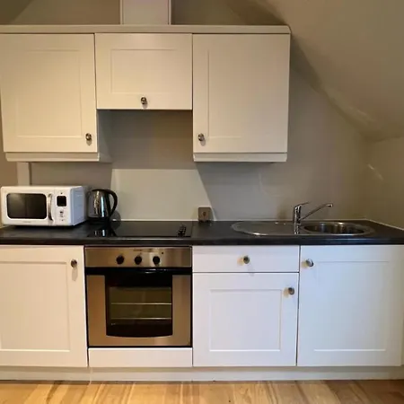 New 1Bd Contemporary Flat Upper Dunblane Apartment Exterior photo